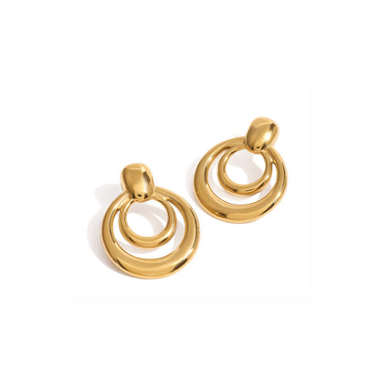 Chic Gold Concentric Circle Studs